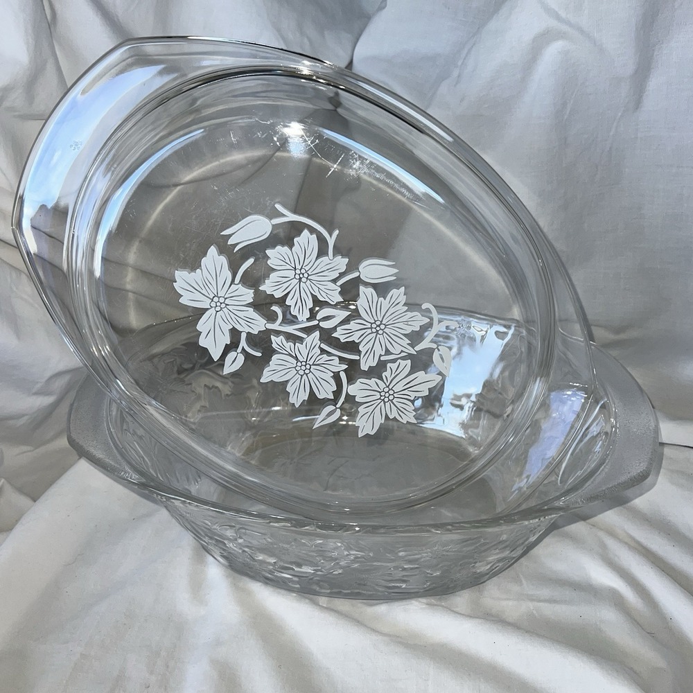 Vintage Princess House Fantasia 3-Quart Oval Covered Casserole Floral Oven Glass